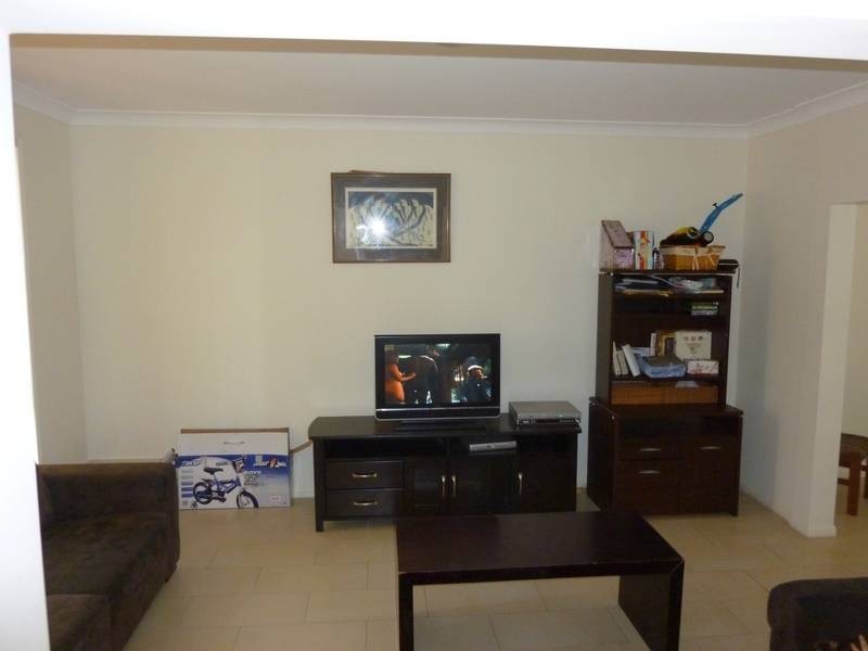 12 Admiral Cr, Springfield Lakes QLD 4300