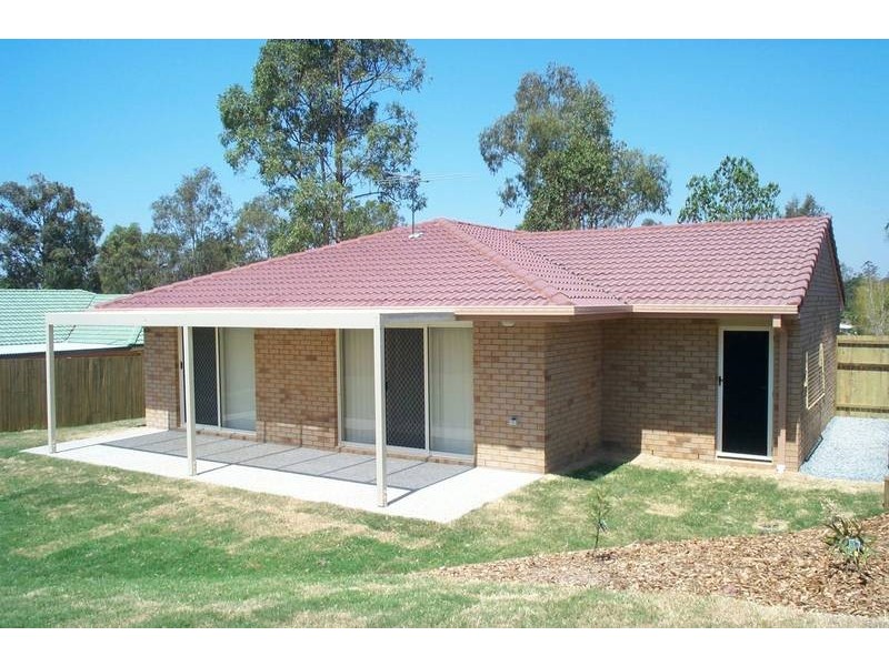 8 Elysian Crescent, Camira QLD 4300