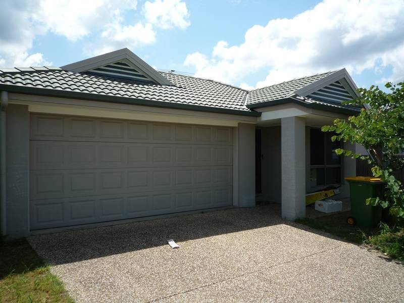 22 Admiral Crescent, Springfield Lakes QLD 4300