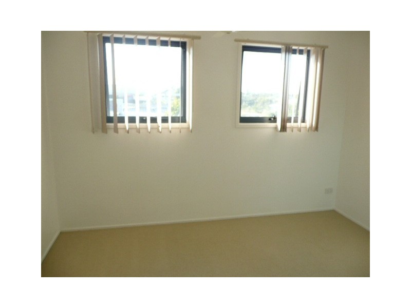 Unit 7/26 Commercial Drive, Springfield QLD 4300