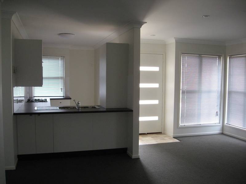 28 Esperance Crescent, Springfield Lakes QLD 4300
