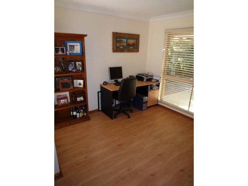 20 Woodbine Ave, Camira QLD 4300