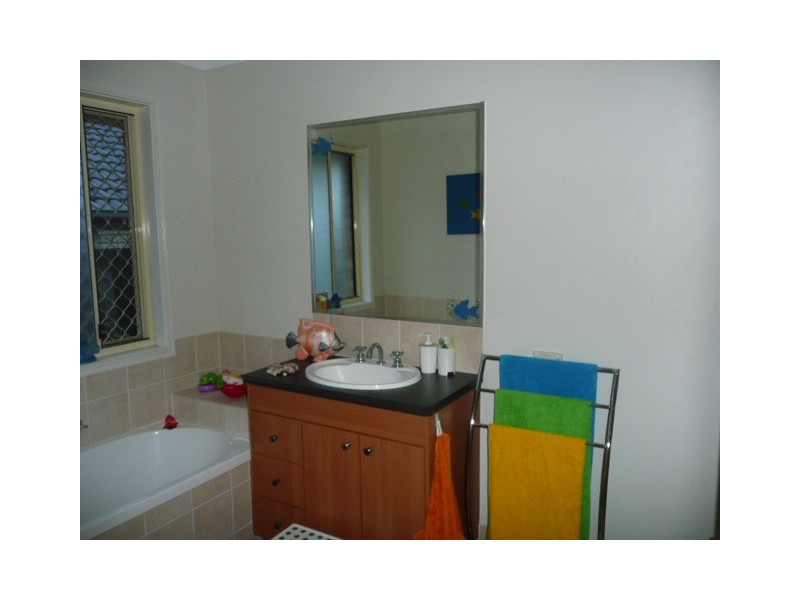 #98 James Josey Avenue, Springfield Lakes QLD 4300