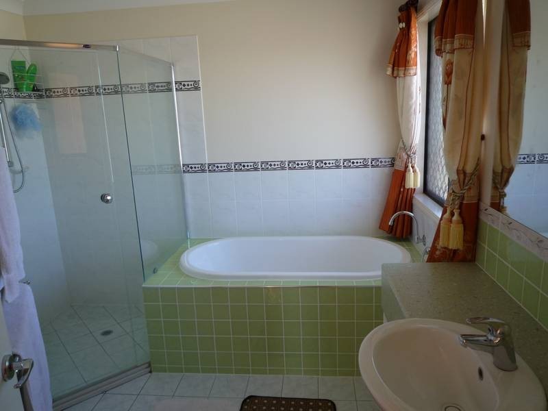 11 Fontana Way, Springfield Lakes QLD 4300