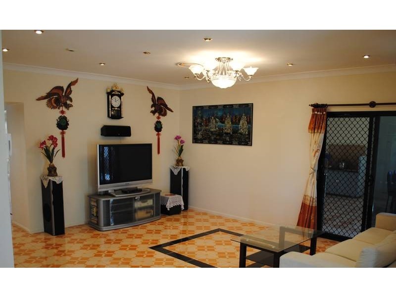 11 Fontana Way, Springfield Lakes QLD 4300