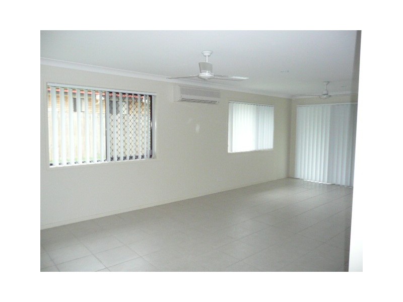 #18 Rule Drive, Bundamba QLD 4304