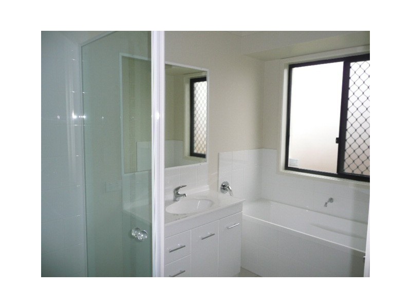 #18 Rule Drive, Bundamba QLD 4304