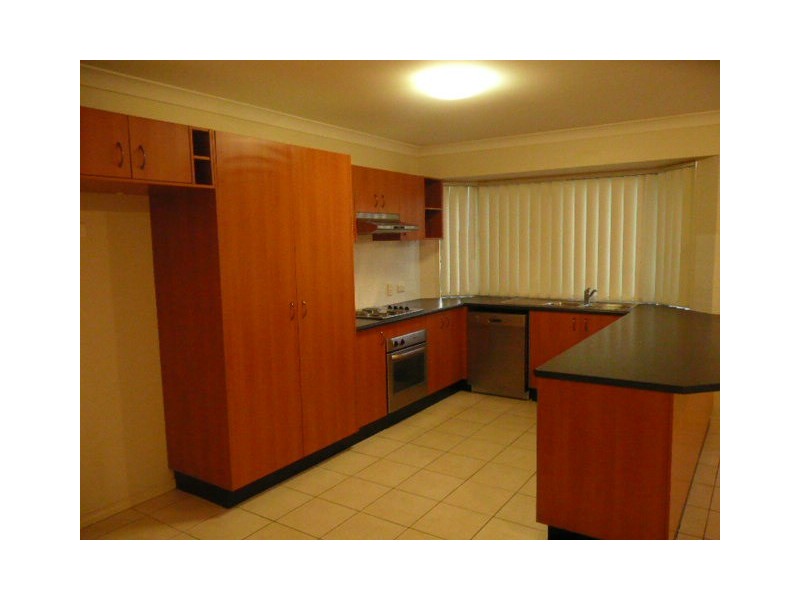 26 Vanessa Court, Camira QLD 4300