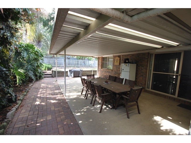 20 Woodbine Ave, Camira QLD 4300
