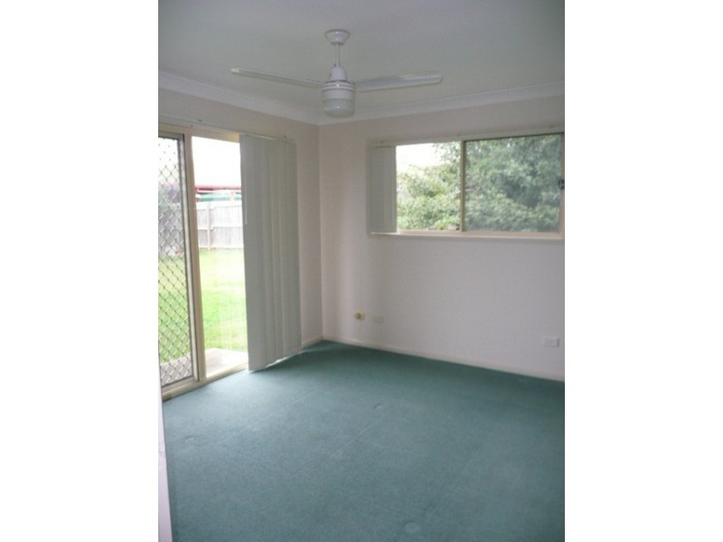 33 HIGHRIDGE ROAD, Springfield QLD 4300