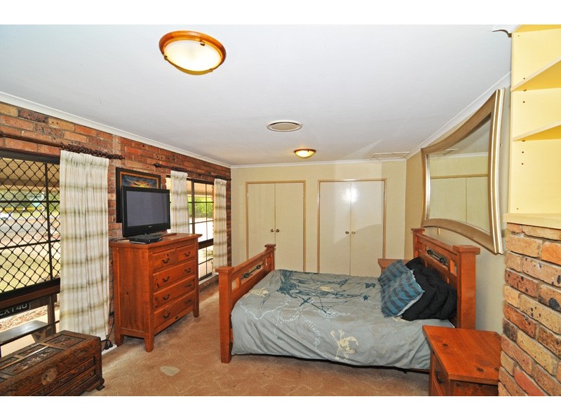 216 Jones Rd, Bellbird Park QLD 4300