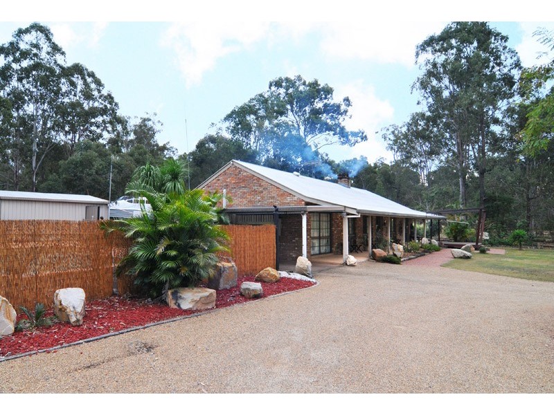216 Jones Rd, Bellbird Park QLD 4300