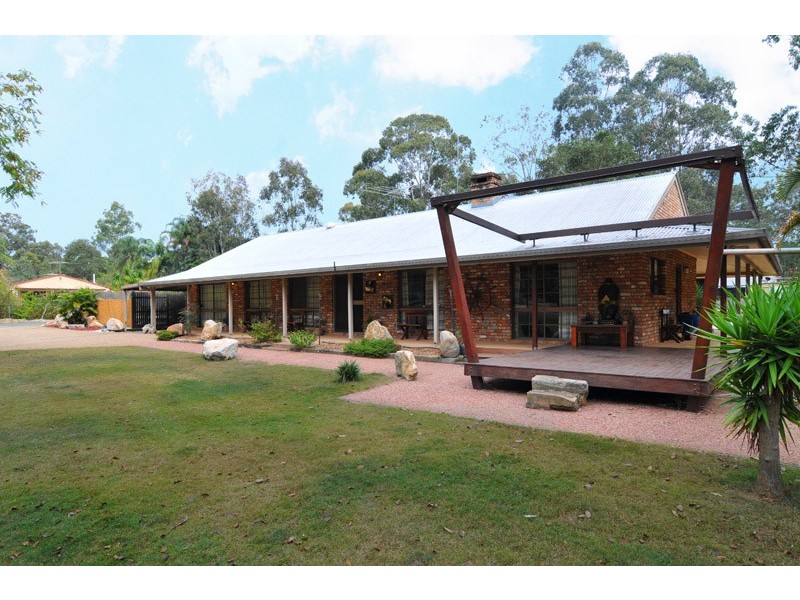 216 Jones Rd, Bellbird Park QLD 4300