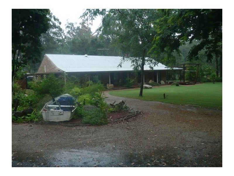 216 Jones Rd, Bellbird Park QLD 4300
