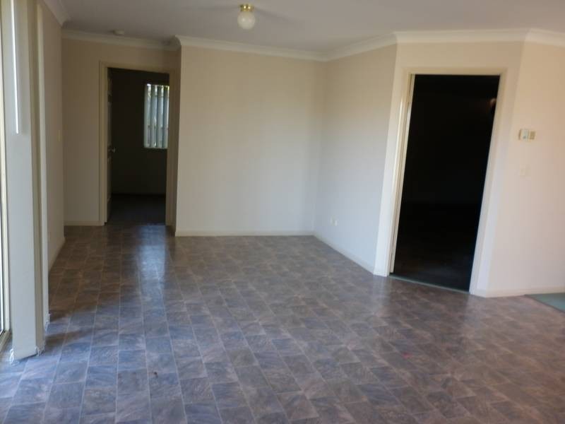 33 Highridge Road, Springfield QLD 4300