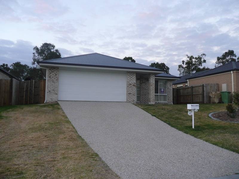 #42 Griffen Place, Crestmead QLD 4132