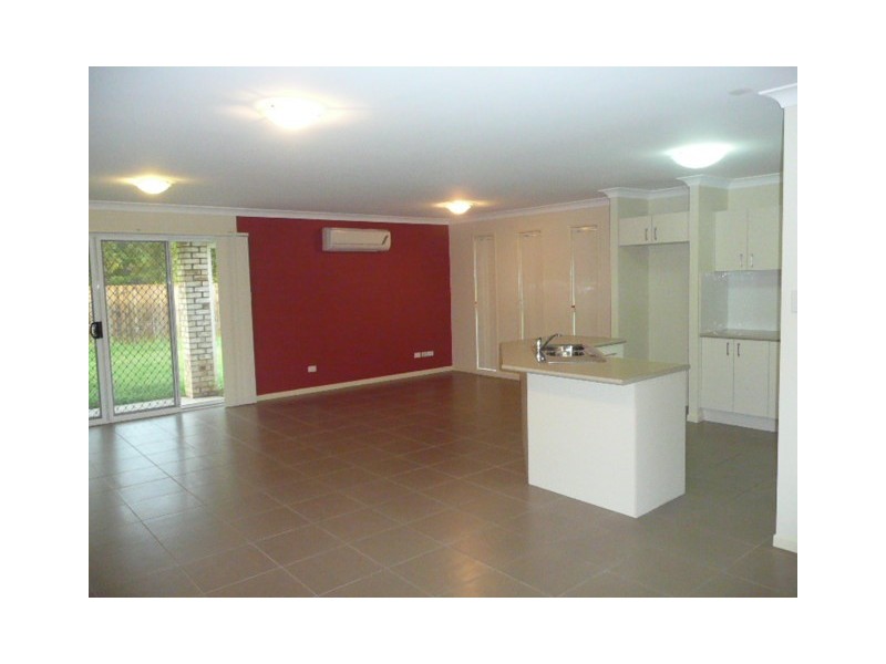 #42 Griffen Place, Crestmead QLD 4132