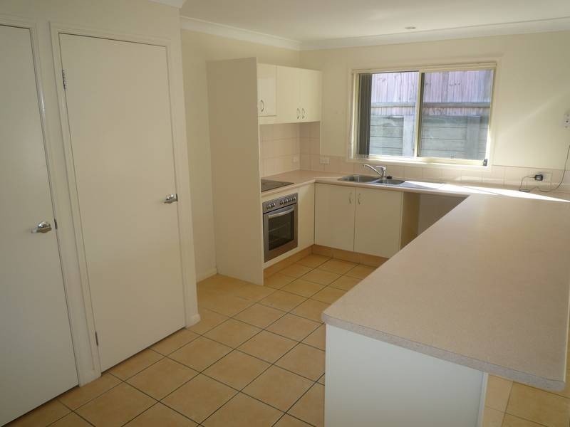 .3 Daylilly Place, Springfield Lakes QLD 4300