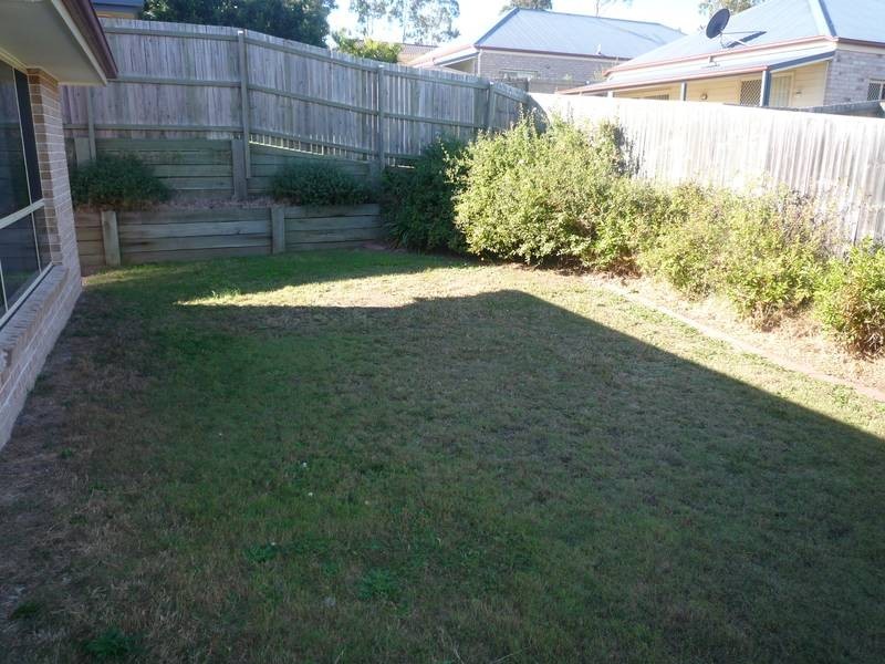 .3 Daylilly Place, Springfield Lakes QLD 4300