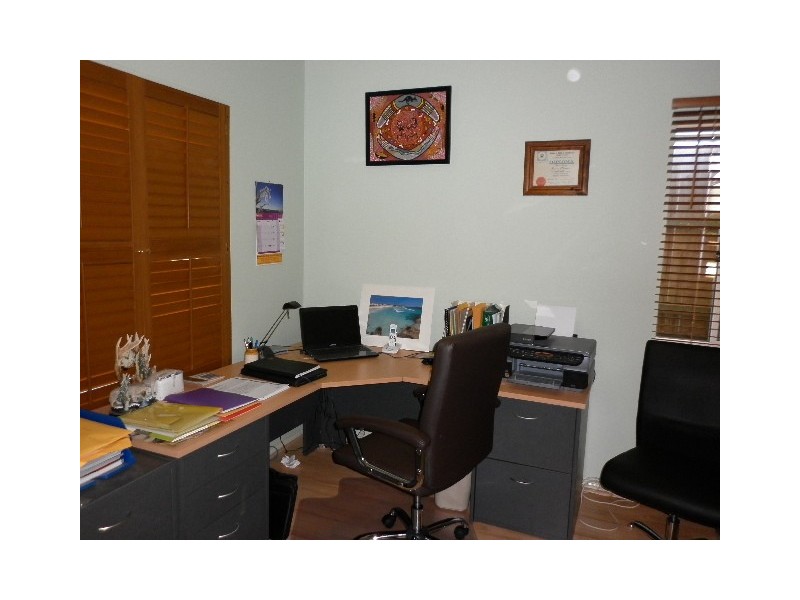 23 Emma Place, Springfield Lakes QLD 4300