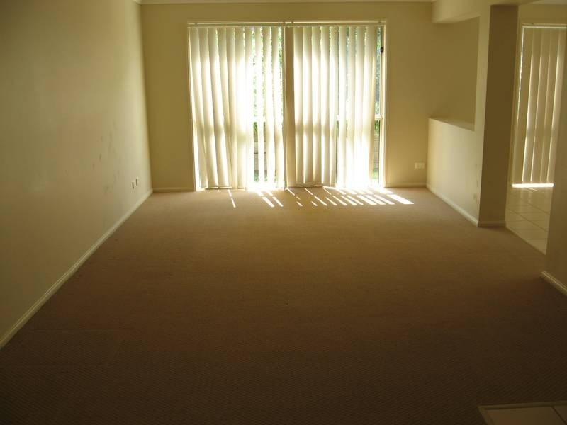10 PARKSIDE DRIVE, Springfield QLD 4300