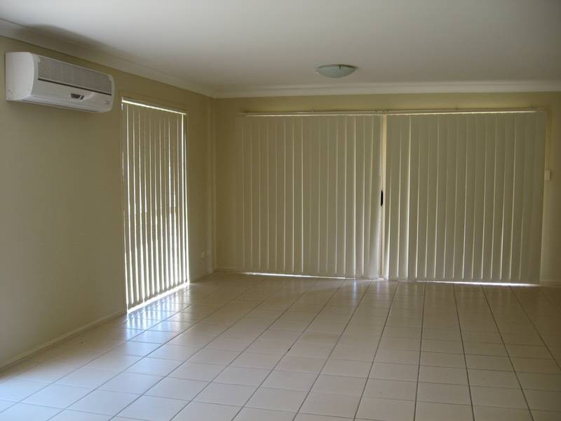 10 PARKSIDE DRIVE, Springfield QLD 4300