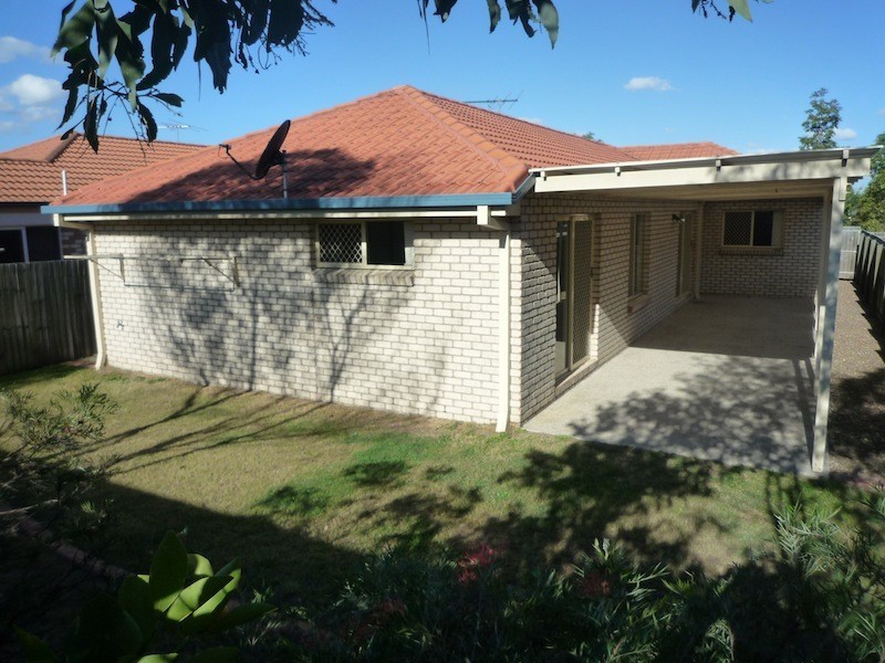 16 Ellen Cct, Springfield Lakes QLD 4300