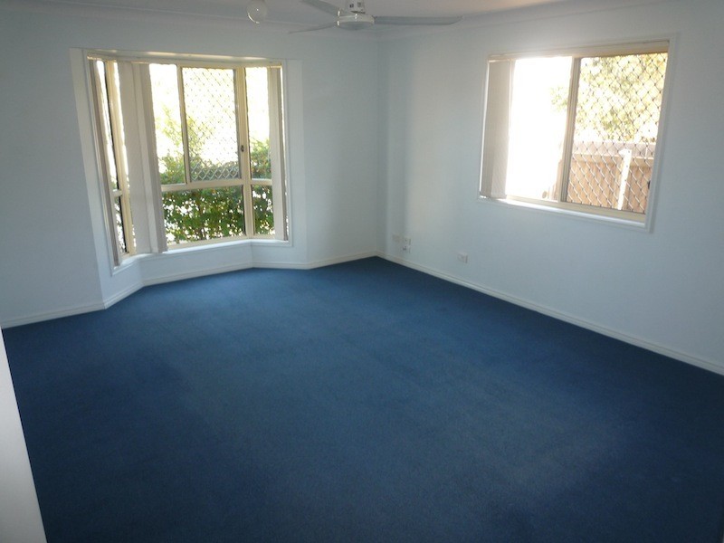 16 Ellen Cct, Springfield Lakes QLD 4300