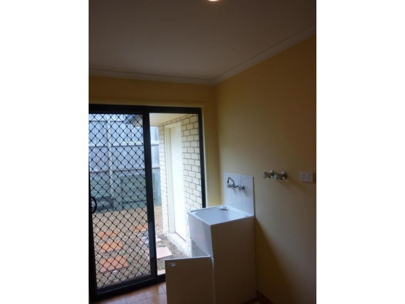 42 Berkshire Place, Springfield Lakes QLD 4300