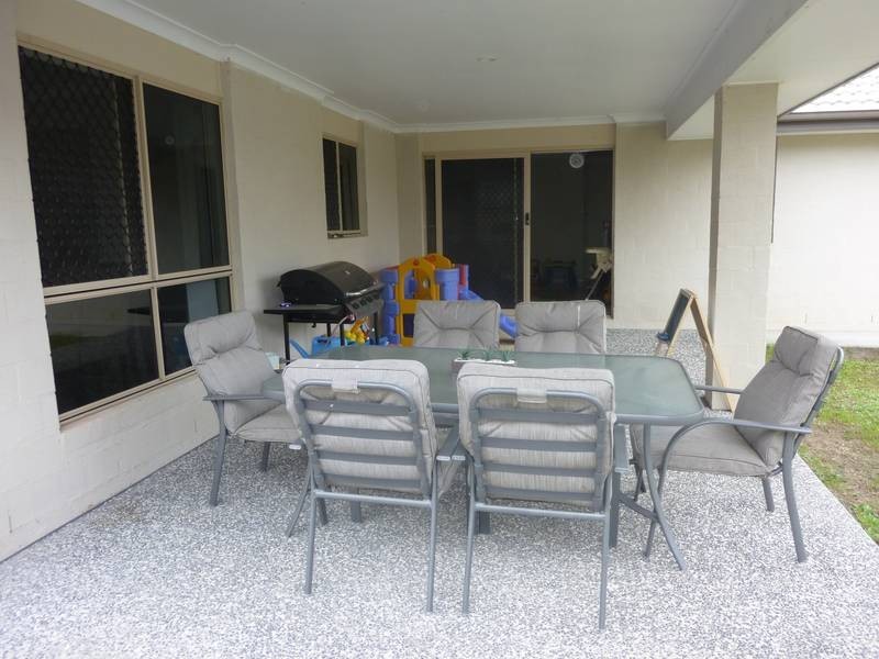 20 Riverside Crescent, Springfield Lakes QLD 4300