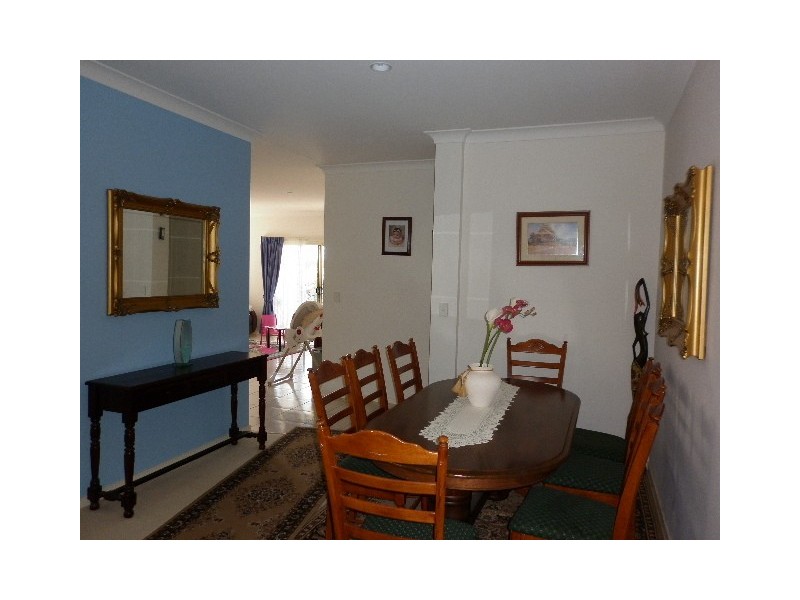 171 Lakeside Avenue, Springfield Lakes QLD 4300
