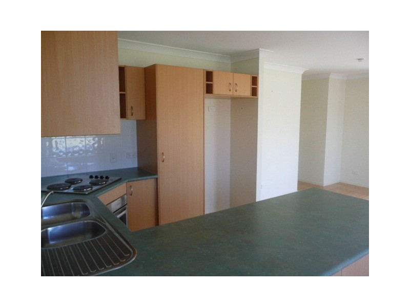 9 Rae Close, Camira QLD 4300