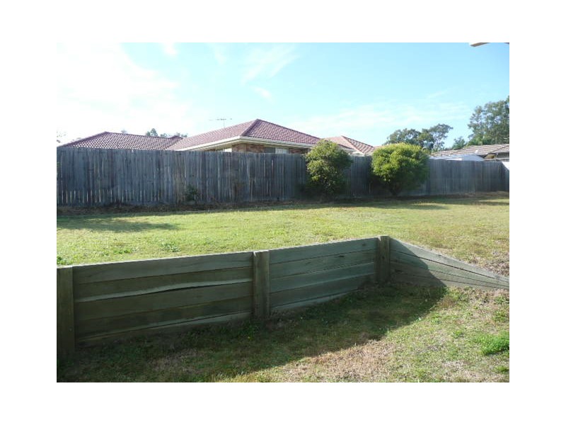 9 Rae Close, Camira QLD 4300