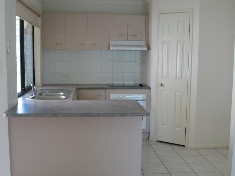 17 Kertes Road, Camira QLD 4300