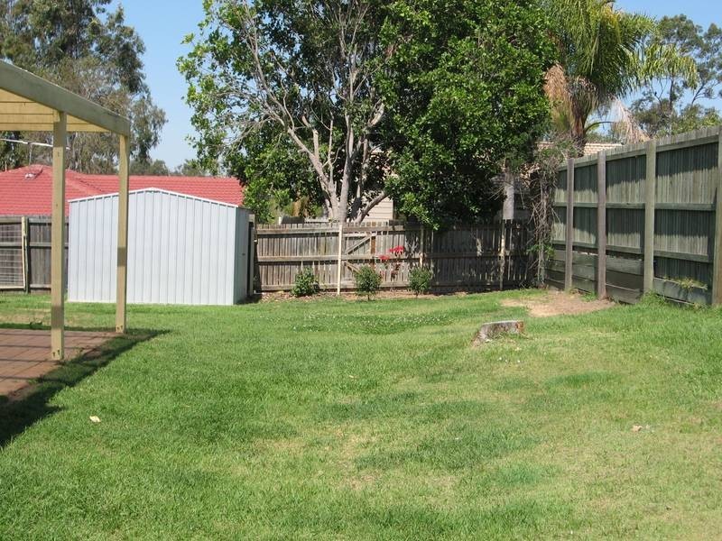 17 Kertes Road, Camira QLD 4300