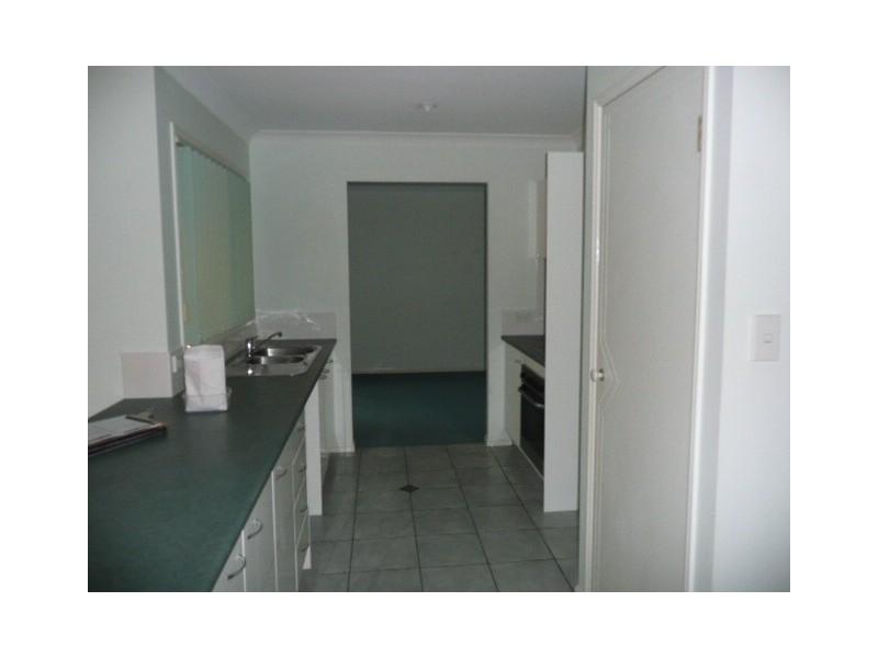 11 Scenic, Springfield QLD 4300