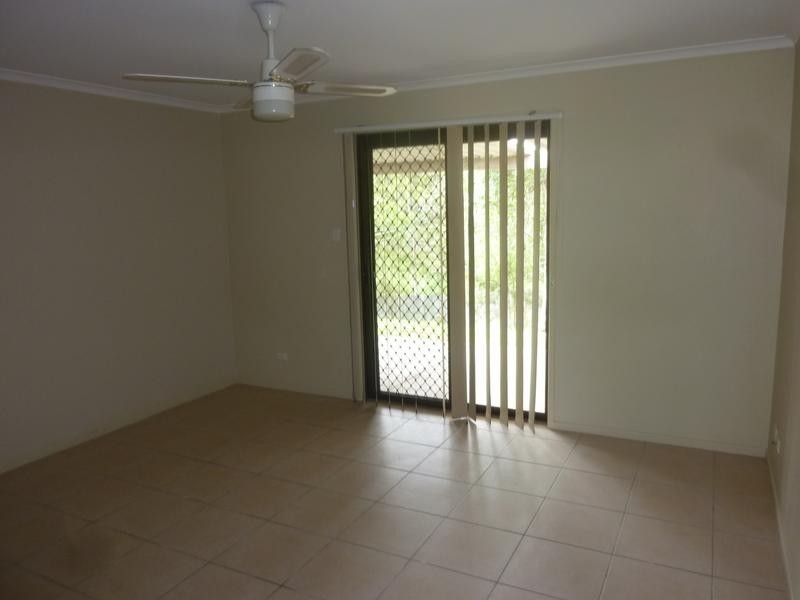 2/22 Buttler Street, Bellbird Park QLD 4300