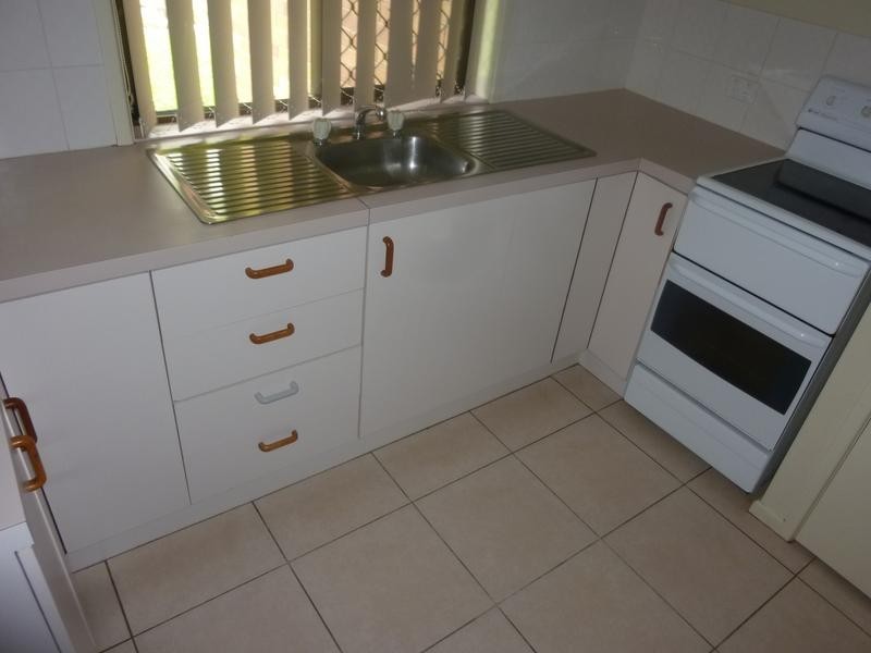 2/22 Buttler Street, Bellbird Park QLD 4300