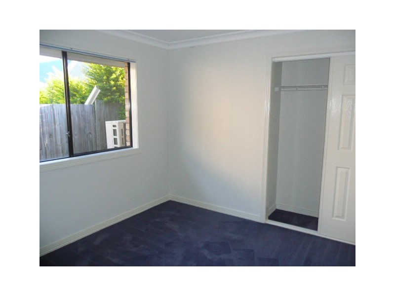 4 Canterbury Bells Circuit, Springfield Lakes QLD 4300