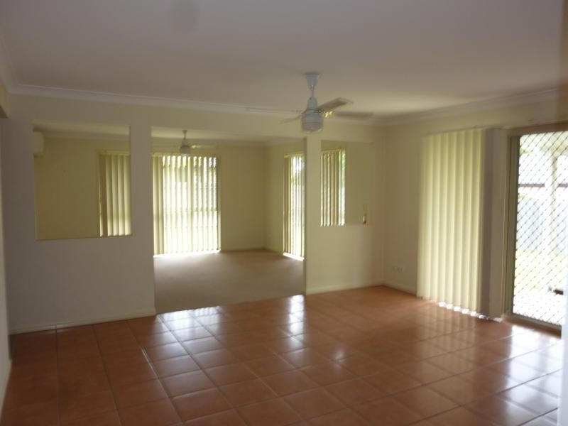 22 Starr Street, Forest Lake QLD 4078