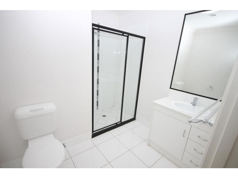1 & 2/230 Eagle Street, Collingwood Park QLD 4301