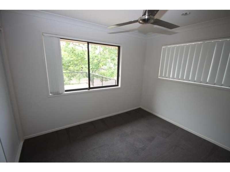 1 & 2/230 Eagle Street, Collingwood Park QLD 4301