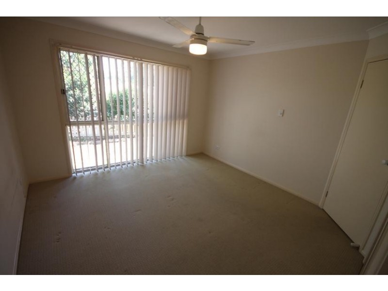 33 Greenleaf, Springfield Lakes QLD 4300