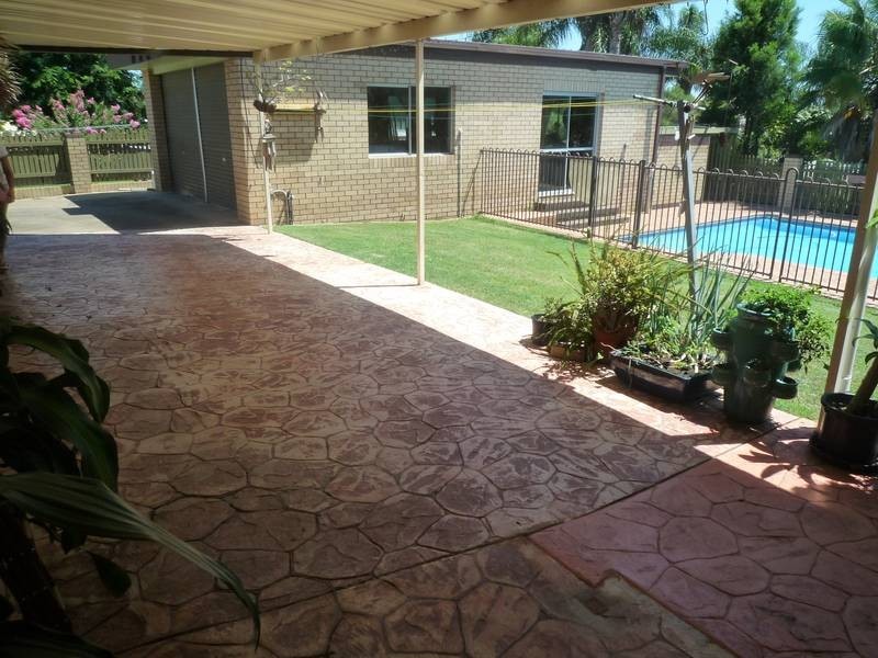 27 Shannon Street, Redbank Plains QLD 4301