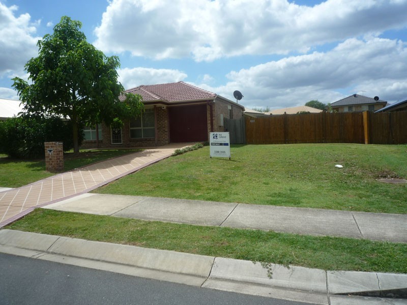 12 Collins Street, Collingwood Park QLD 4301