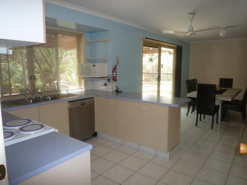 11 Kirrilly Court, Collingwood Park QLD 4301