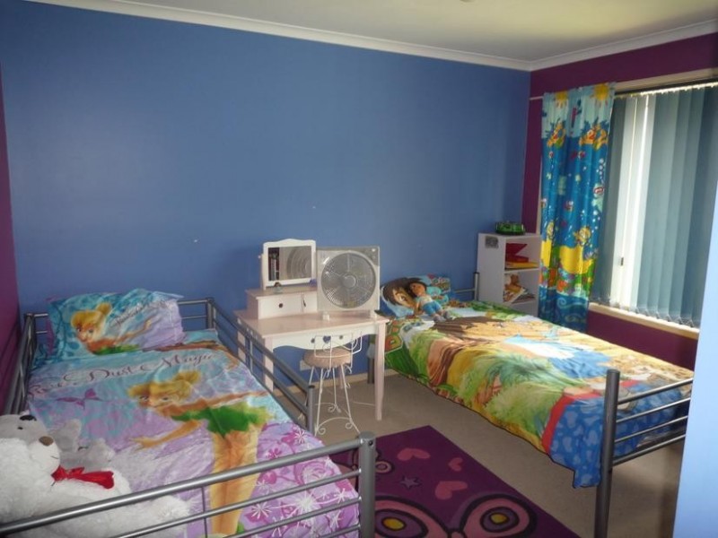 11 Kirrilly Court, Collingwood Park QLD 4301