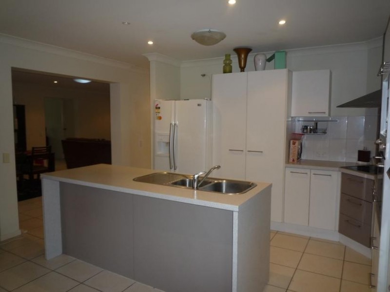 225 Eagle Street, Collingwood Park QLD 4301