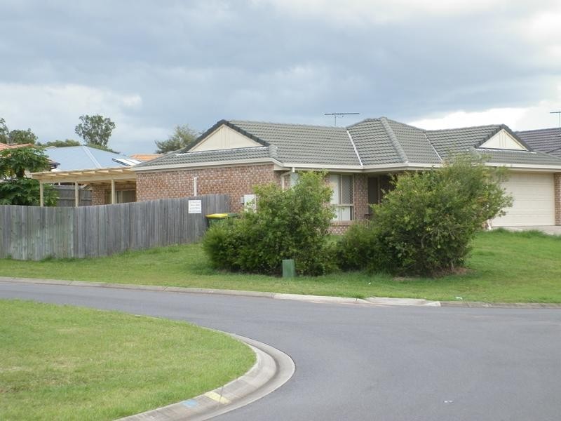 31 Burrawang, Redbank Plains QLD 4301