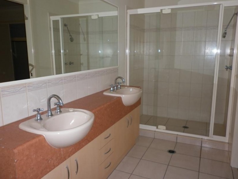 17 Ingles Drive, Redbank Plains QLD 4301